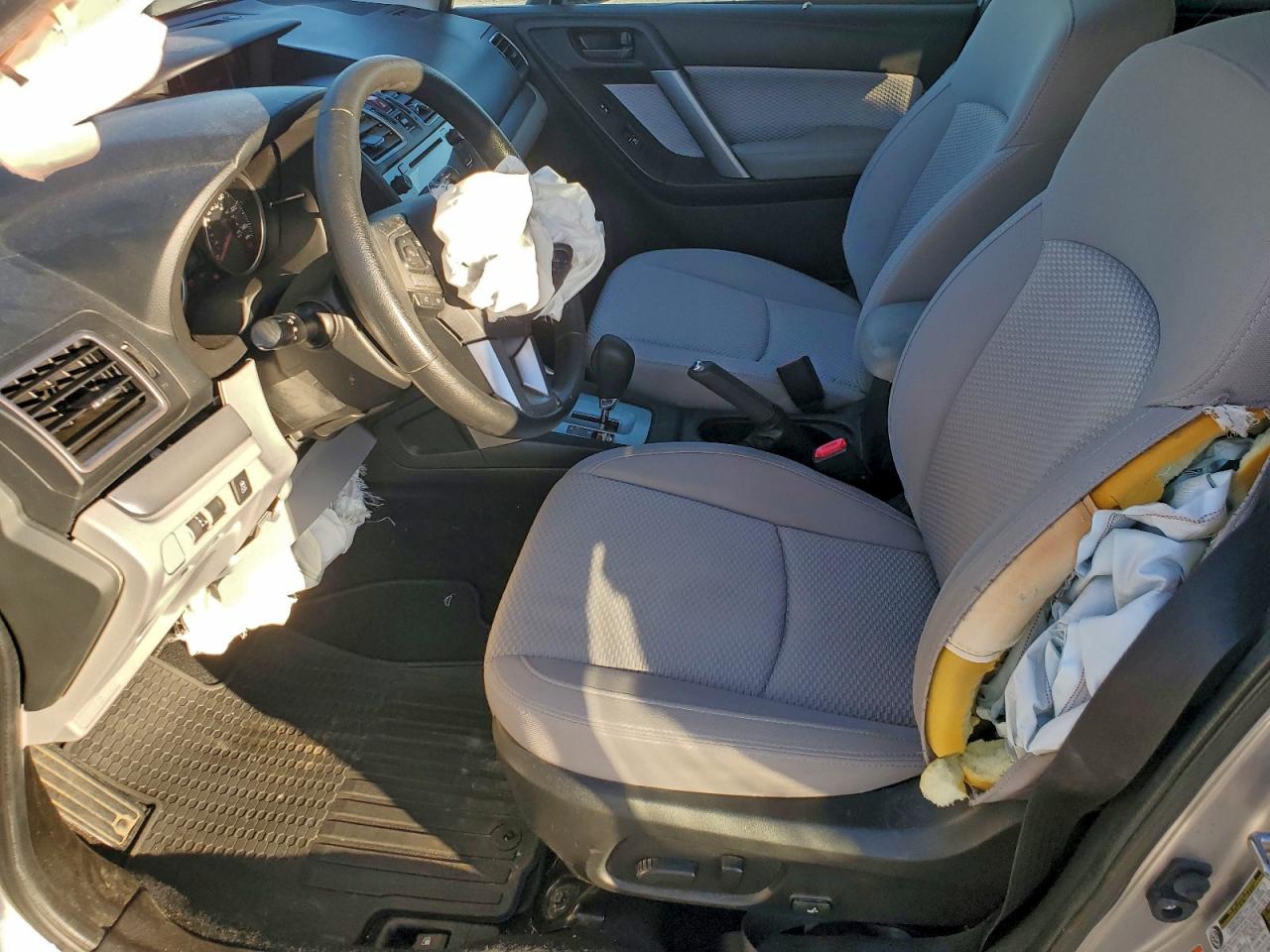 Subaru Forester 2.5i Premium Image 12