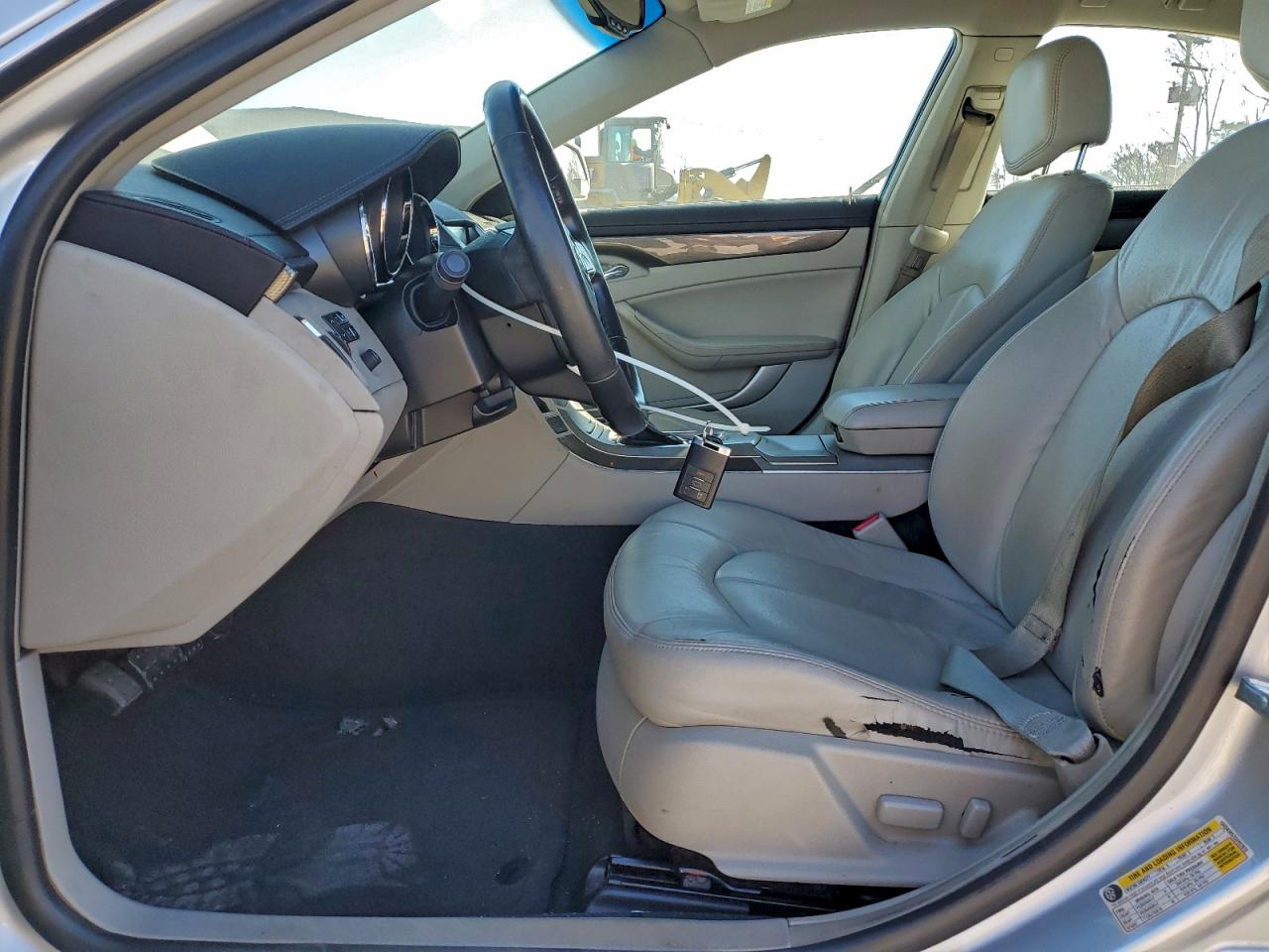 Cadillac CTS Image 5