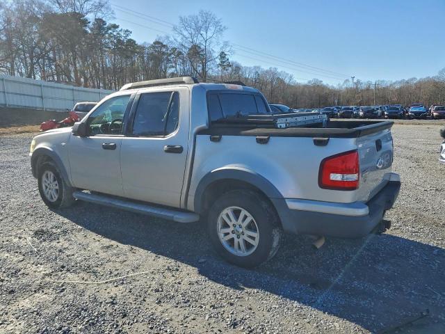 Ford Explorer Xlt Image 5