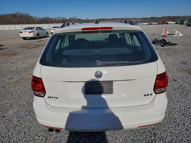 Volkswagen Jetta S Image 6