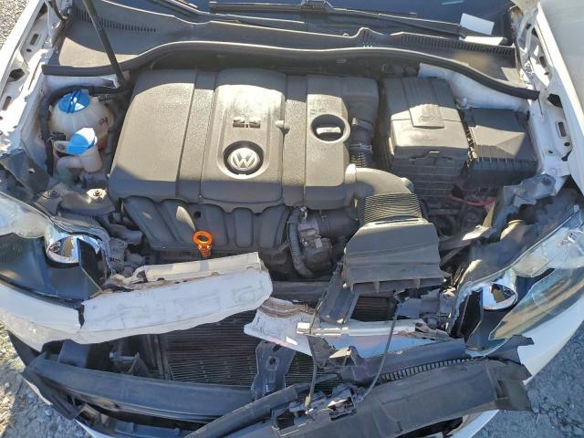 Volkswagen Jetta S Image 5