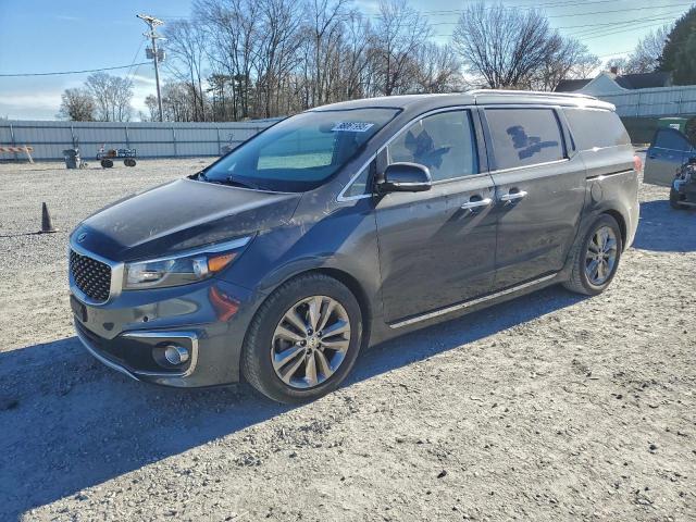  Salvage Kia Sedona