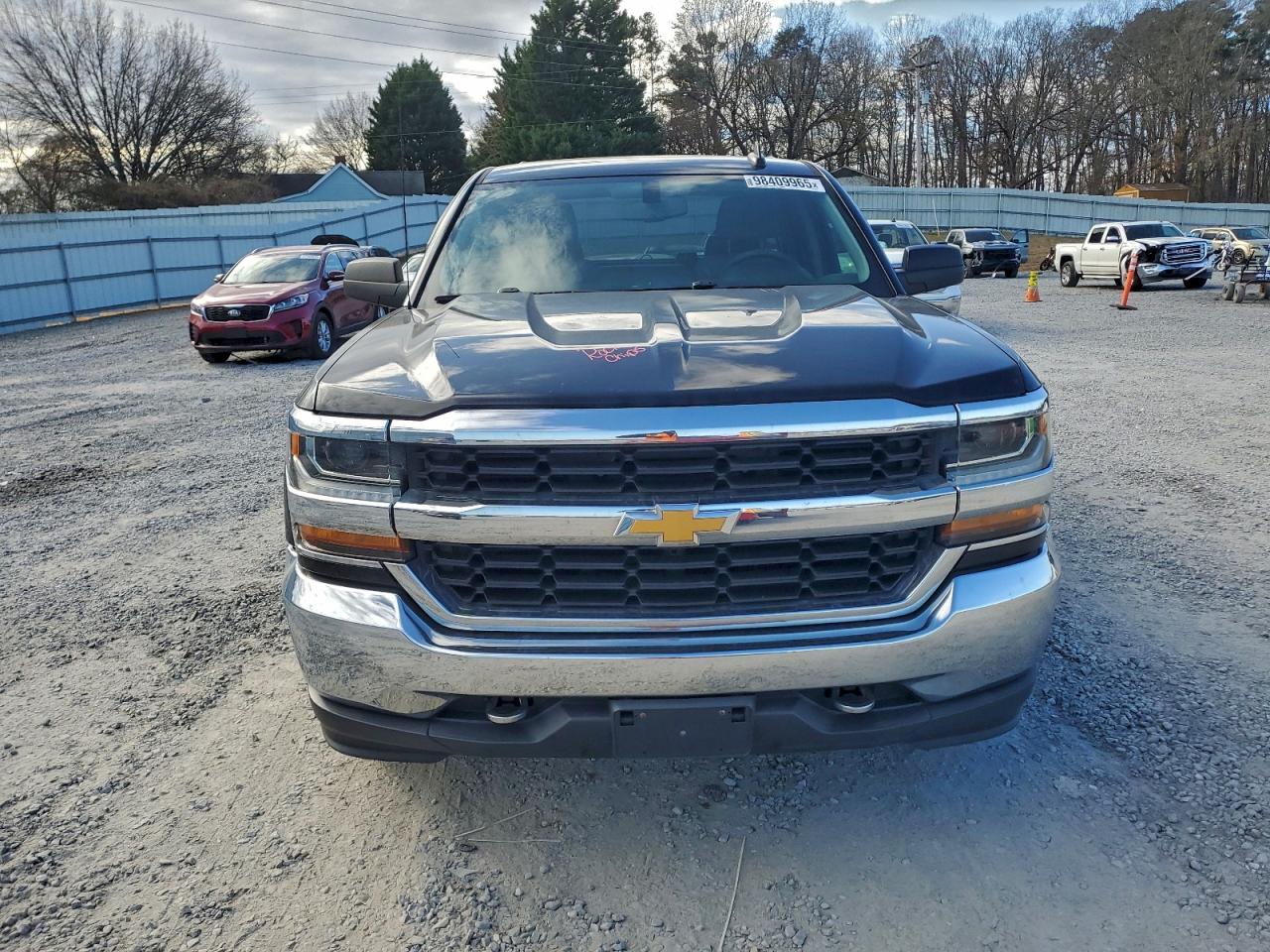Chevrolet Silverado C1500 Image 8