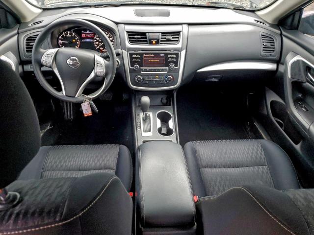 Nissan Altima 2.5 Image 11