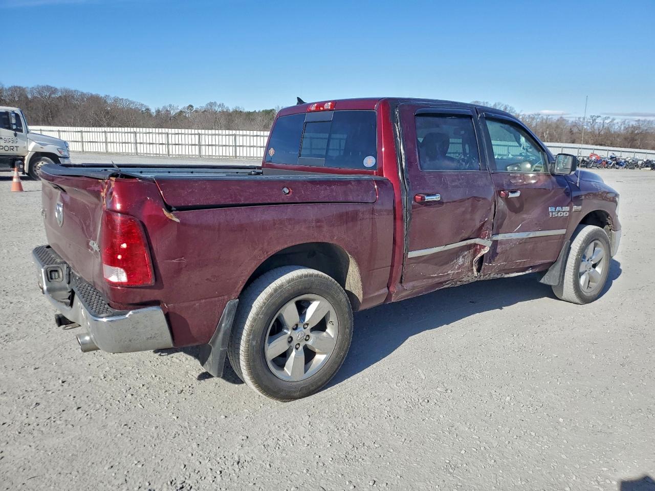 Ram 1500 Slt Image 5