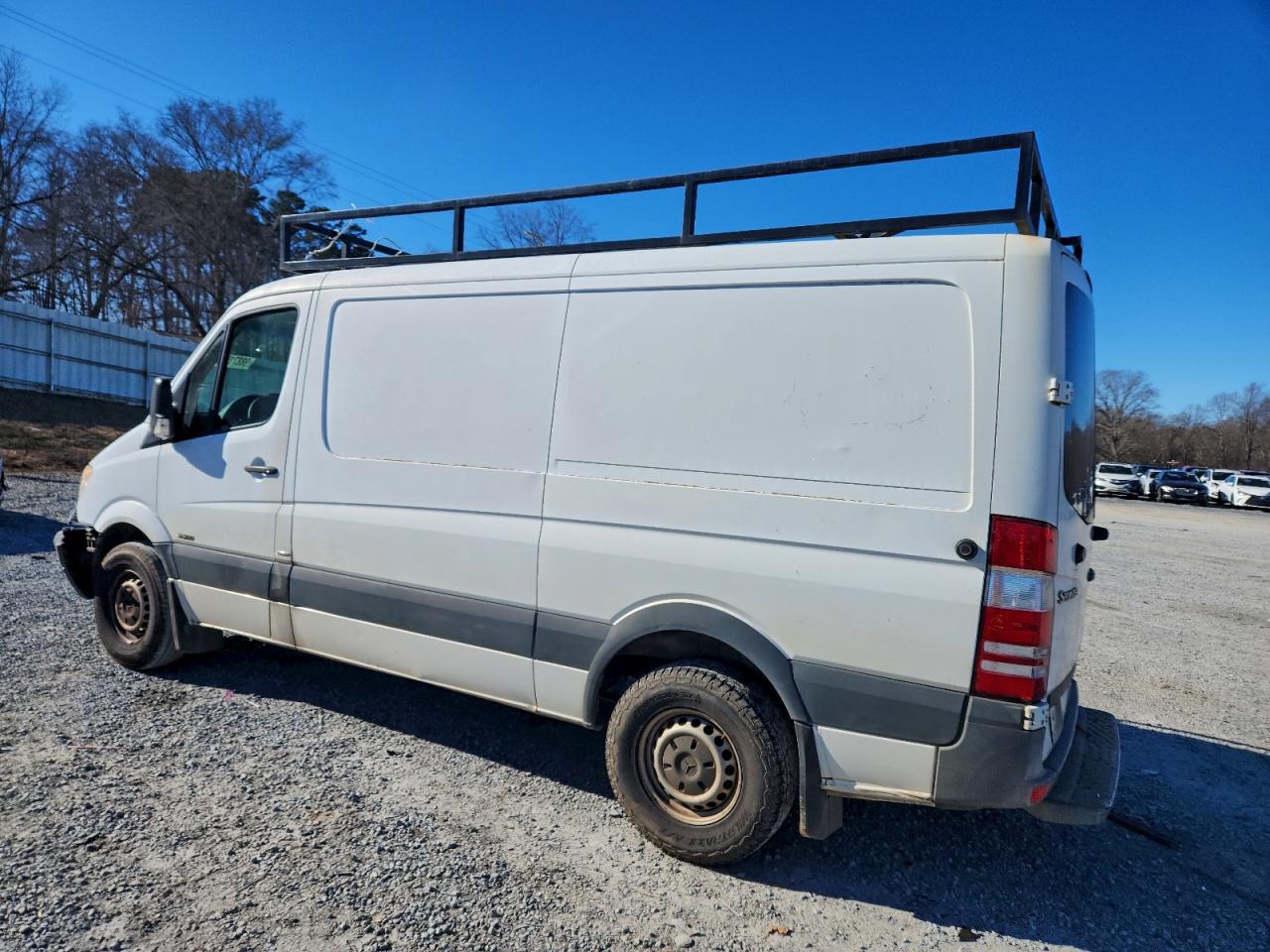 Mercedes-Benz Sprinter 2500 Image 9
