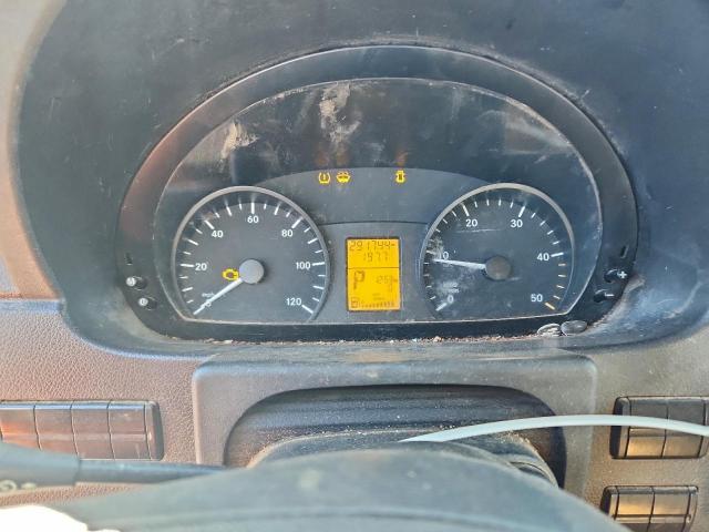Mercedes-Benz Sprinter 2500 Image 10