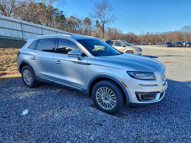 Lincoln Nautilus Image 4