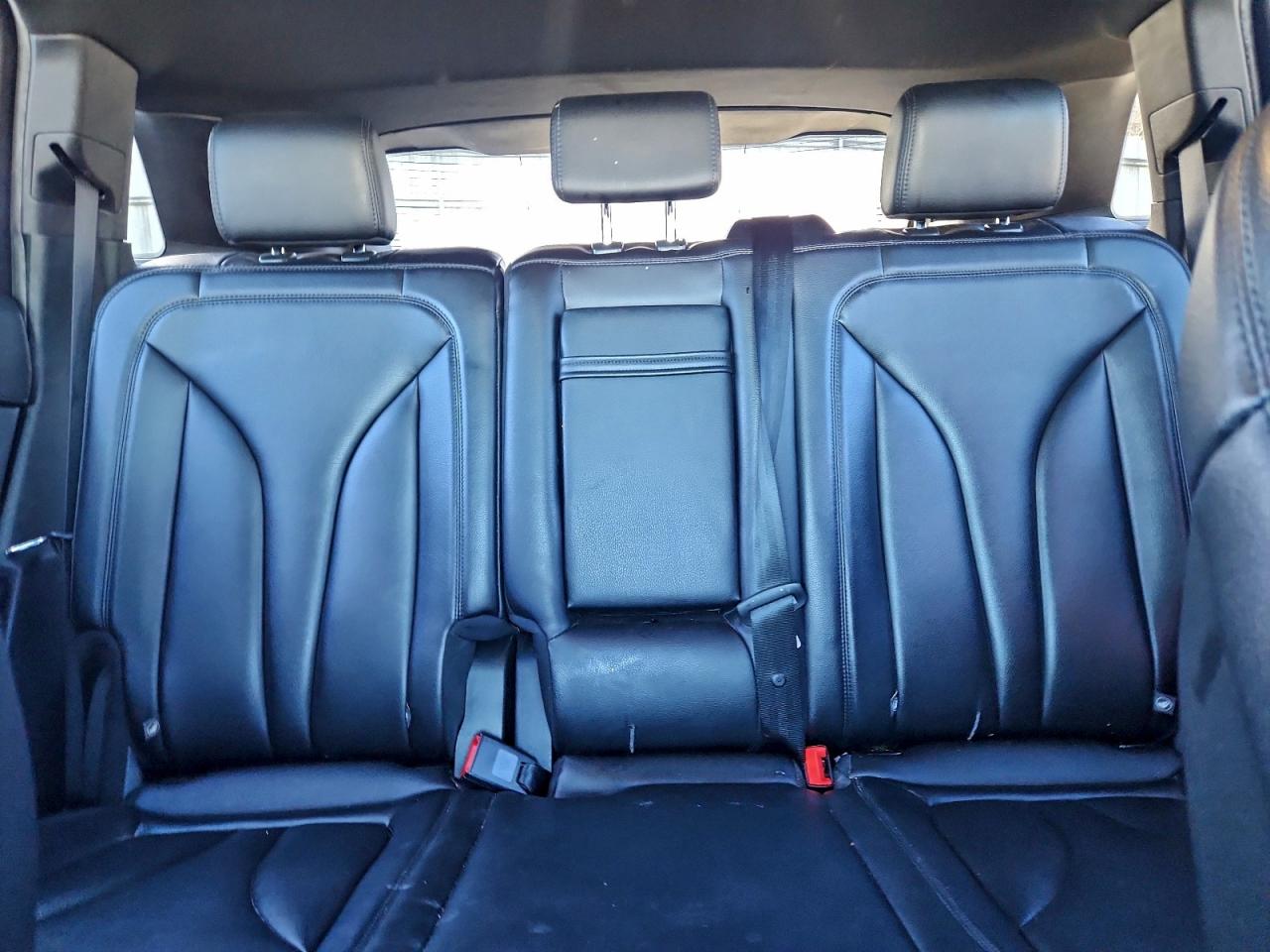 Lincoln Nautilus Image 9