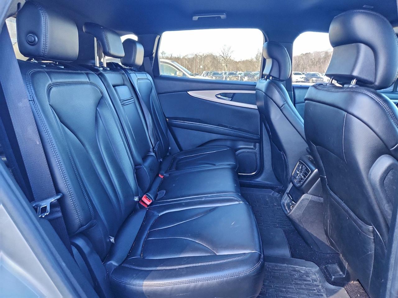 Lincoln Nautilus Image 7