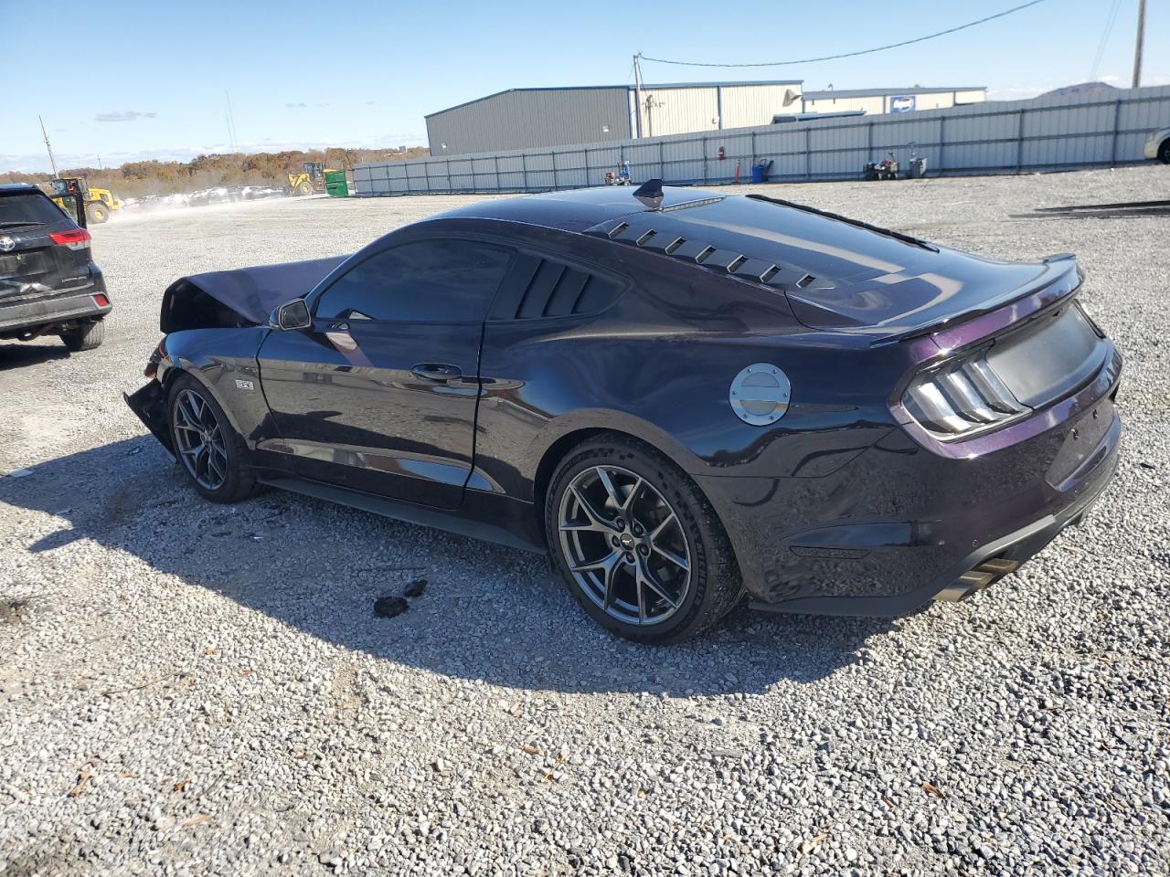 Ford Mustang Image 5