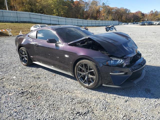 Ford Mustang Image 6