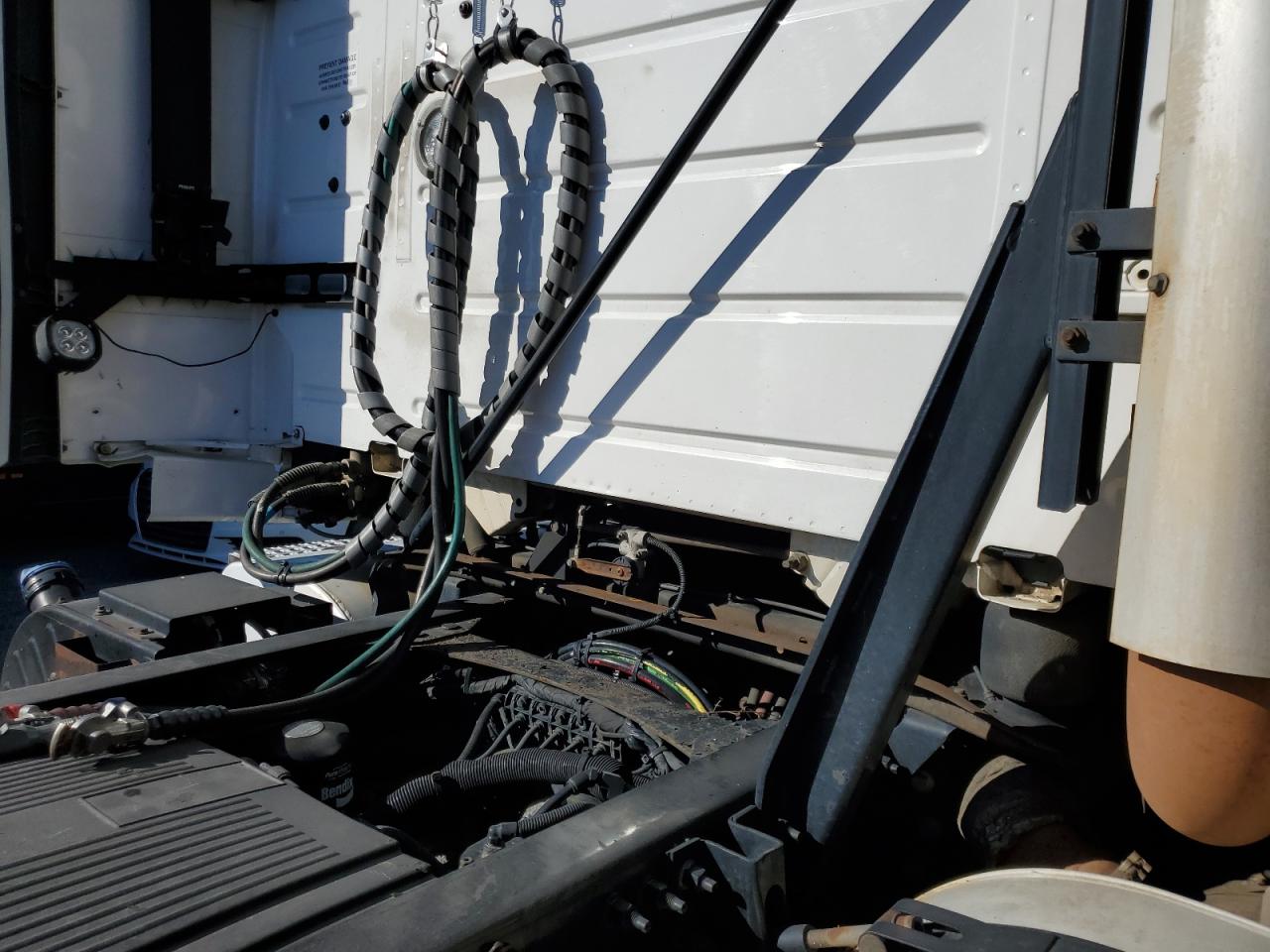 Volvo Vn Vnl Image 9