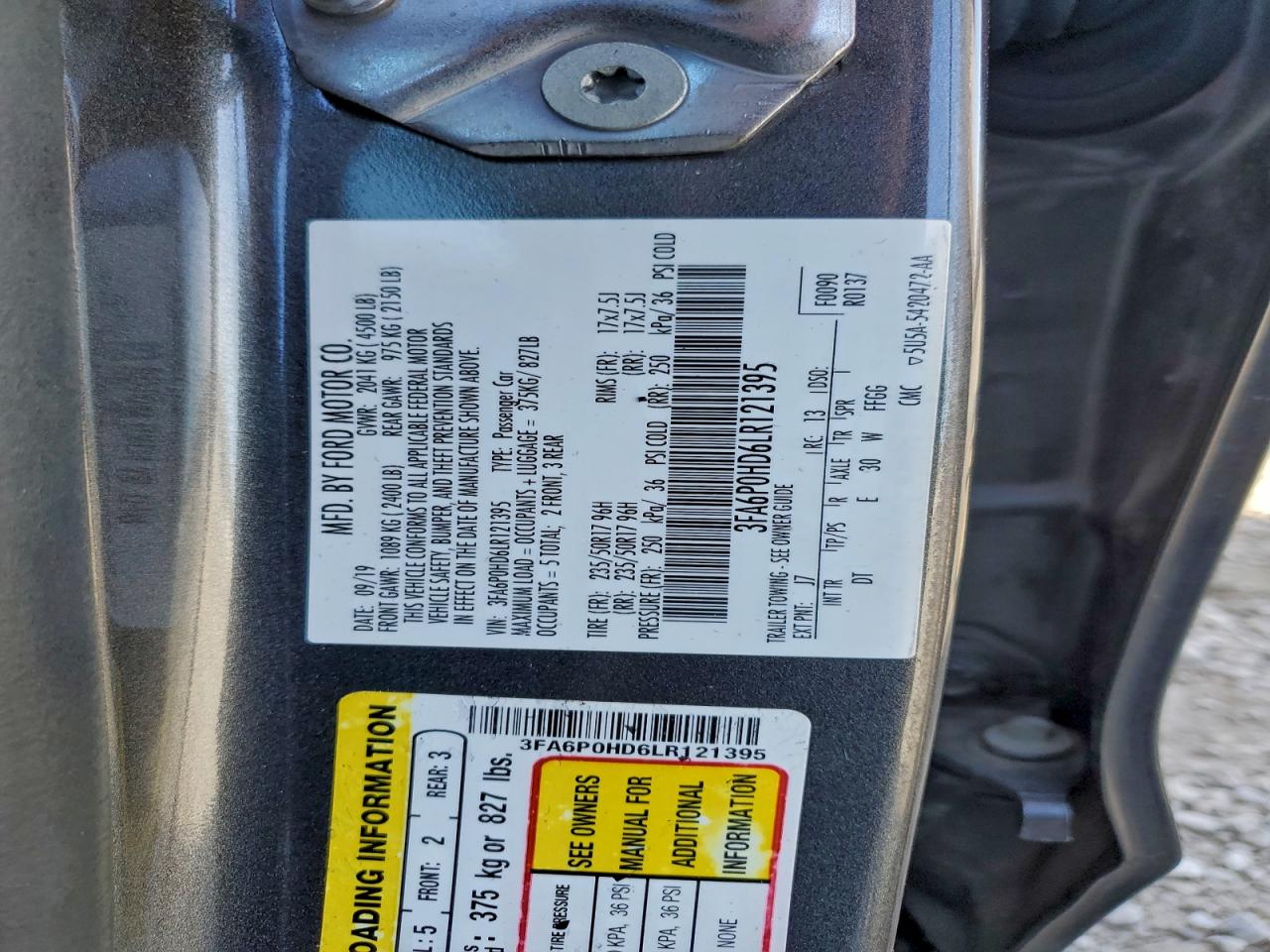 Ford Fusion Se Image 4