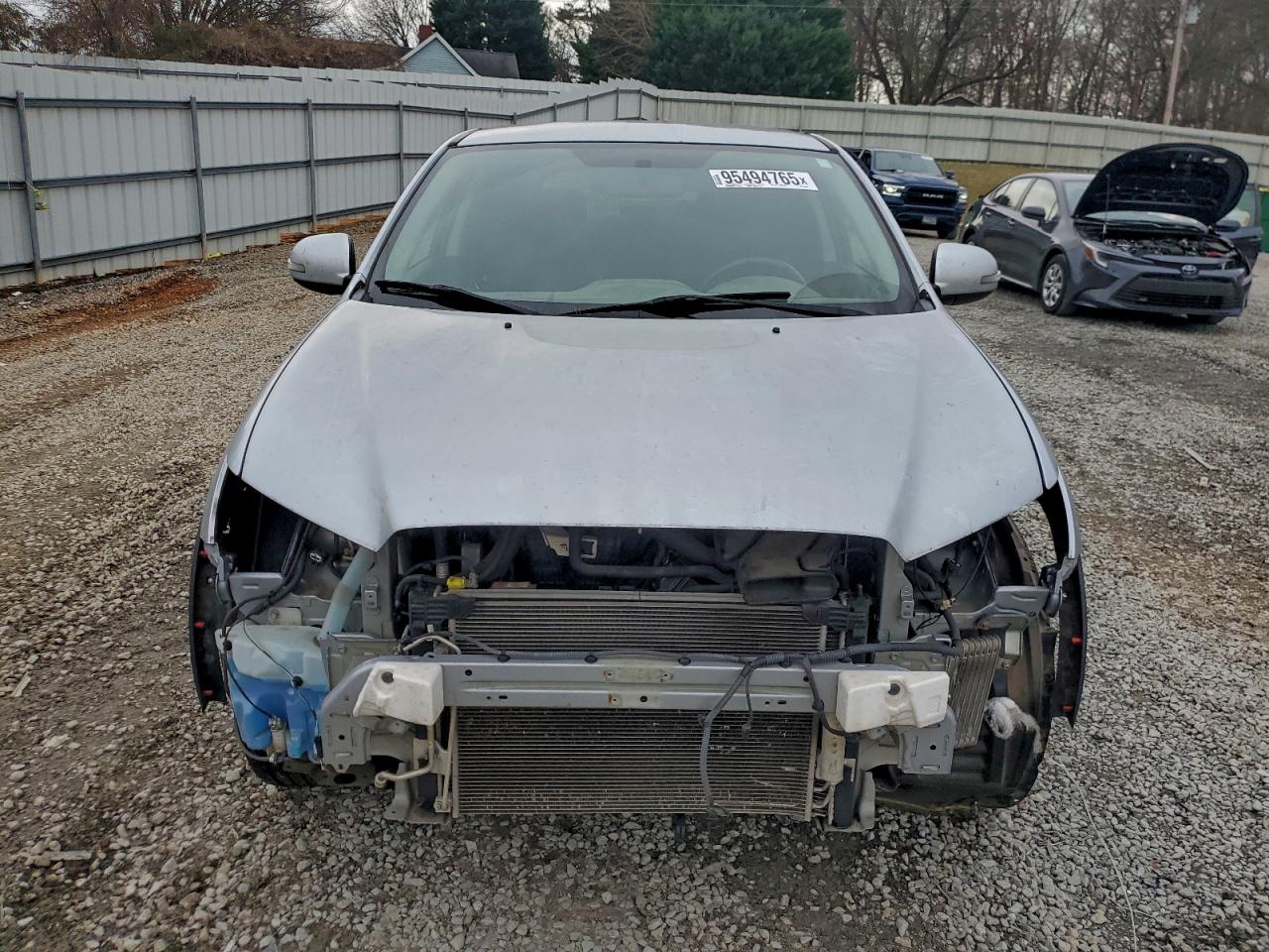 Mitsubishi Outlander Es Image 3