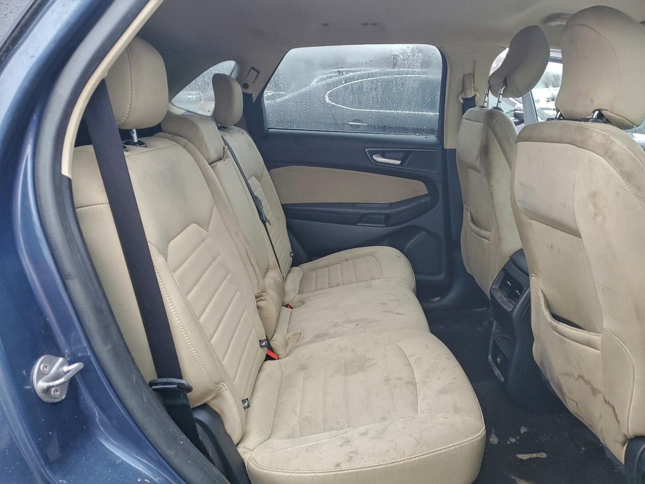 Ford Edge Se Image 6