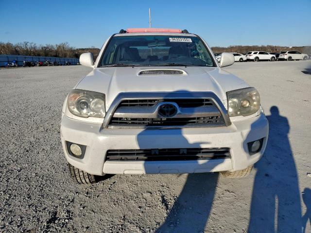 Toyota 4Runner Sr5 Image 8