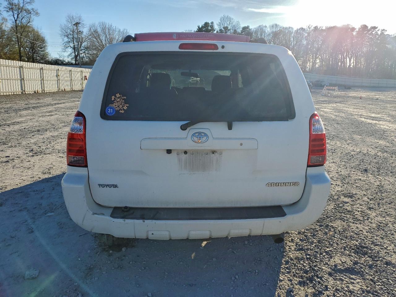 Toyota 4Runner Sr5 Image 11