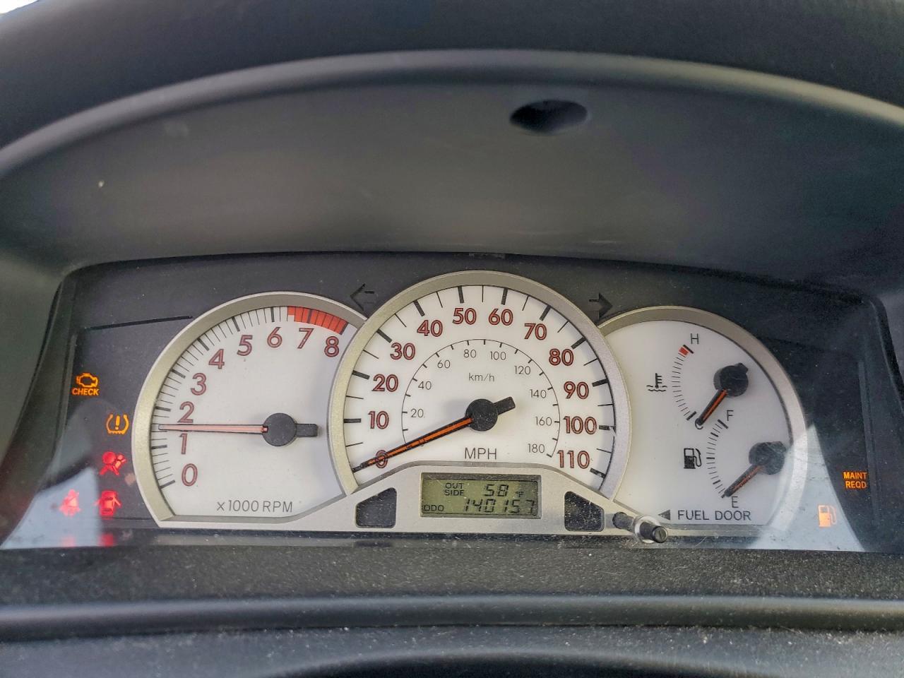 Toyota Corolla Ce Image 6