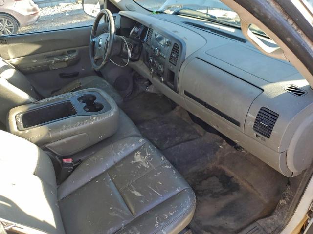 Chevrolet Silverado C1500 Image 10