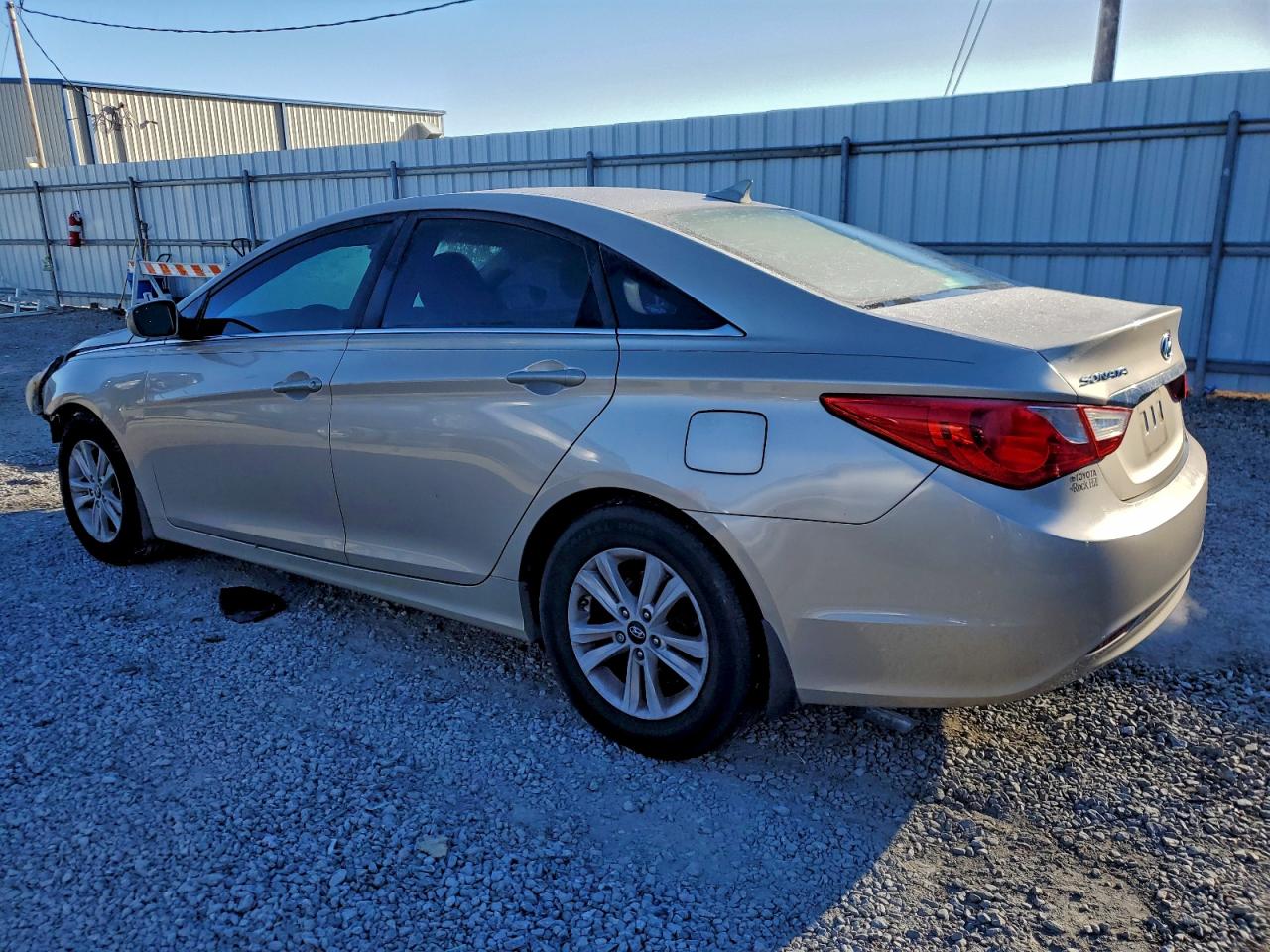 Hyundai SONATA Gls Image 2