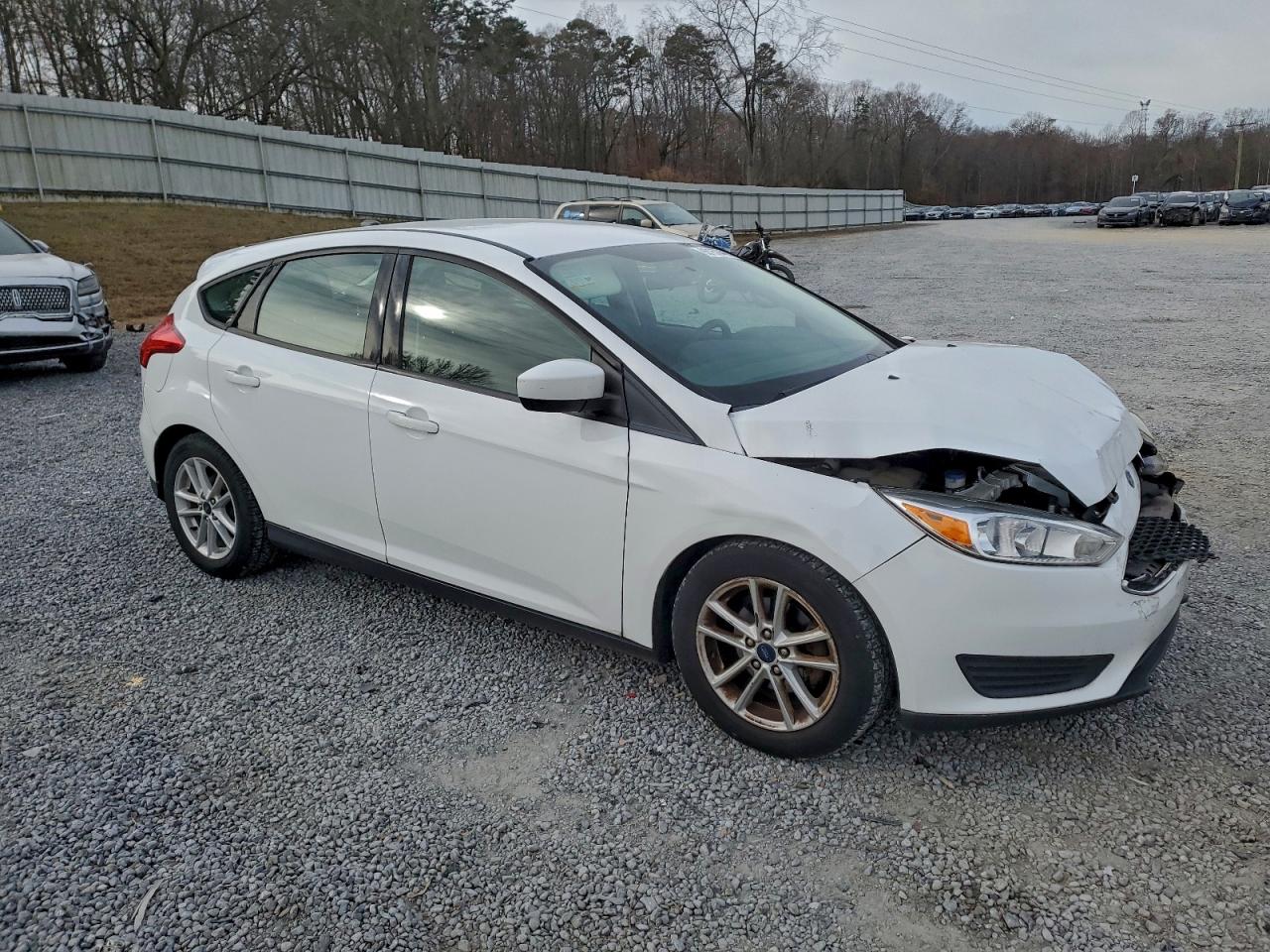 Ford Focus Se Image 7