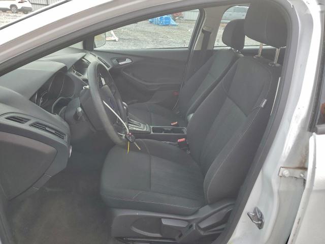 Ford Focus Se Image 9