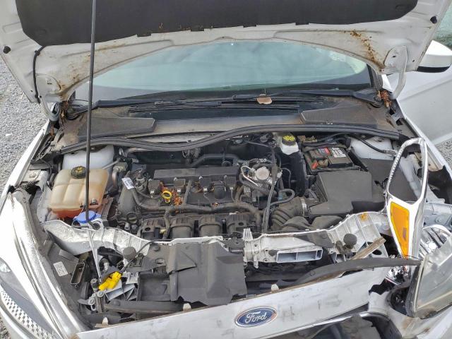 Ford Focus Se Image 11