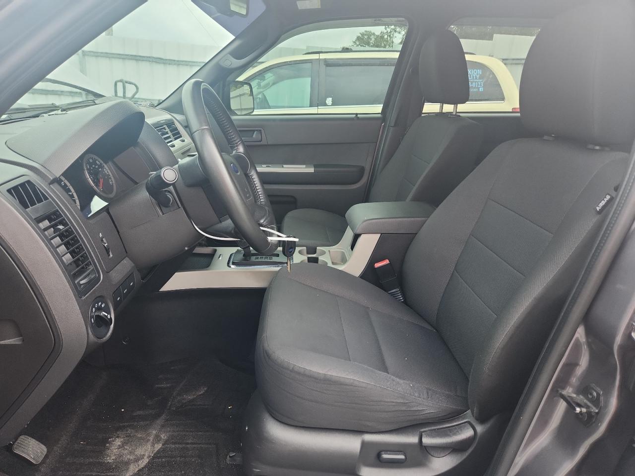 Ford Escape Xlt Image 13