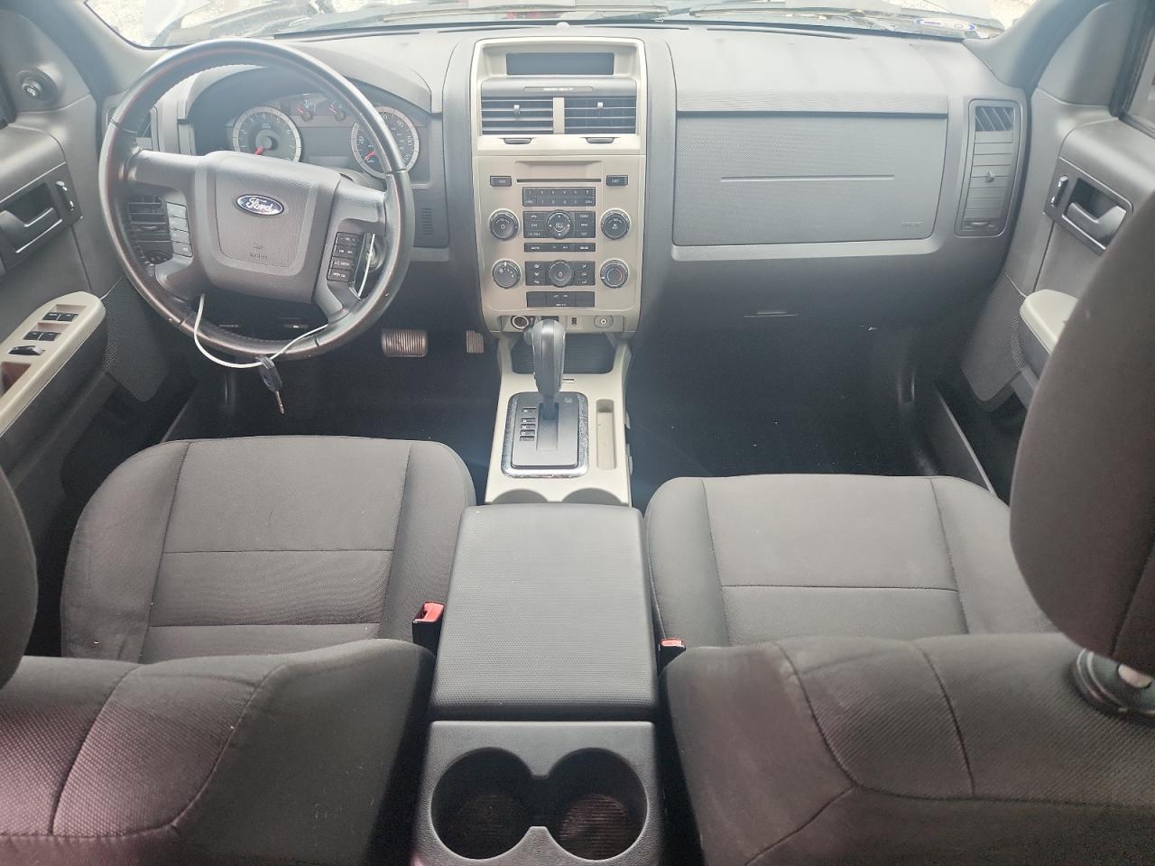 Ford Escape Xlt Image 7