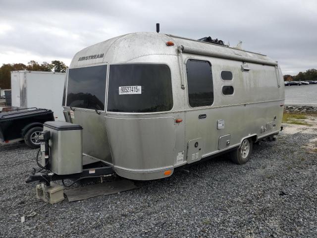 Airstream Caravel Image 2