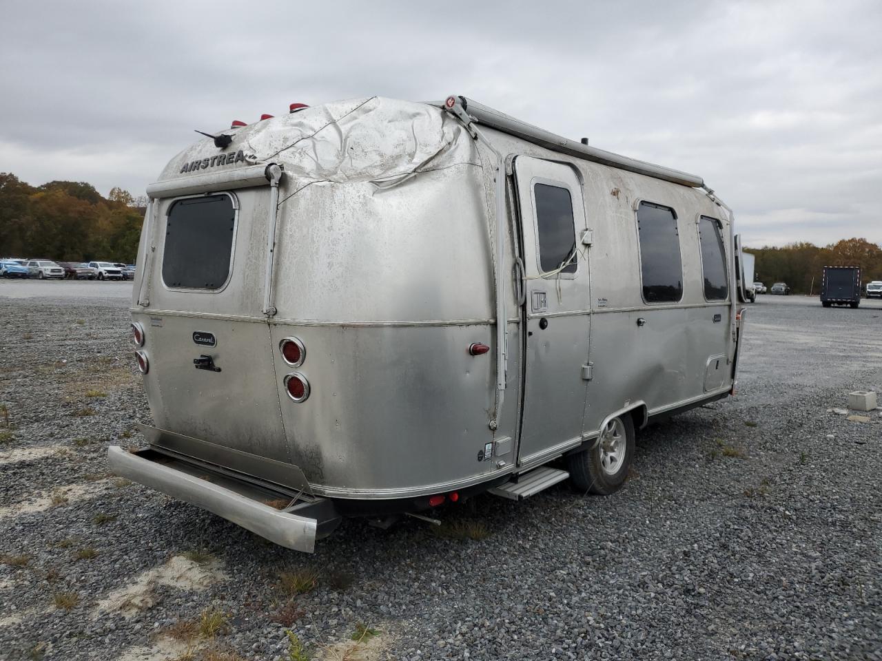 Airstream Caravel Image 4