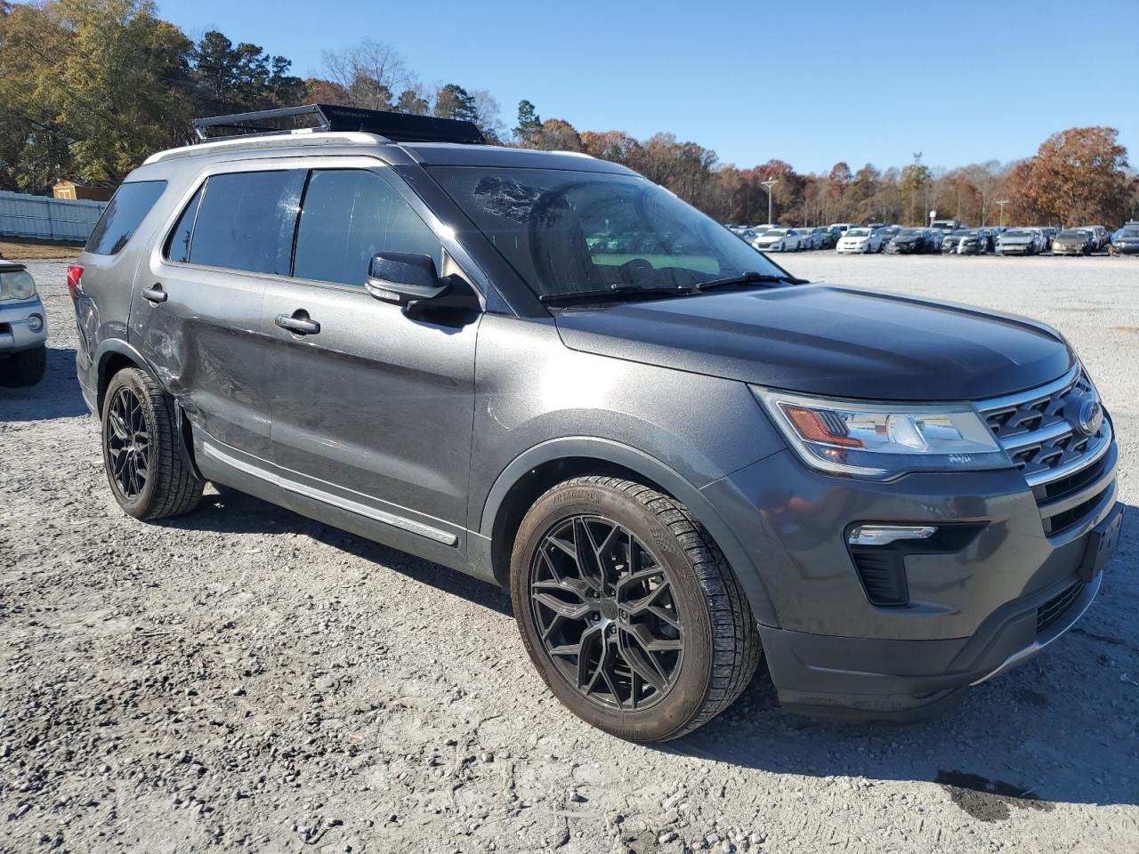 Ford Explorer Xlt Image 7