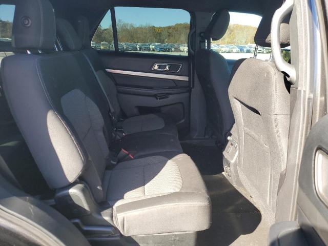 Ford Explorer Xlt Image 2