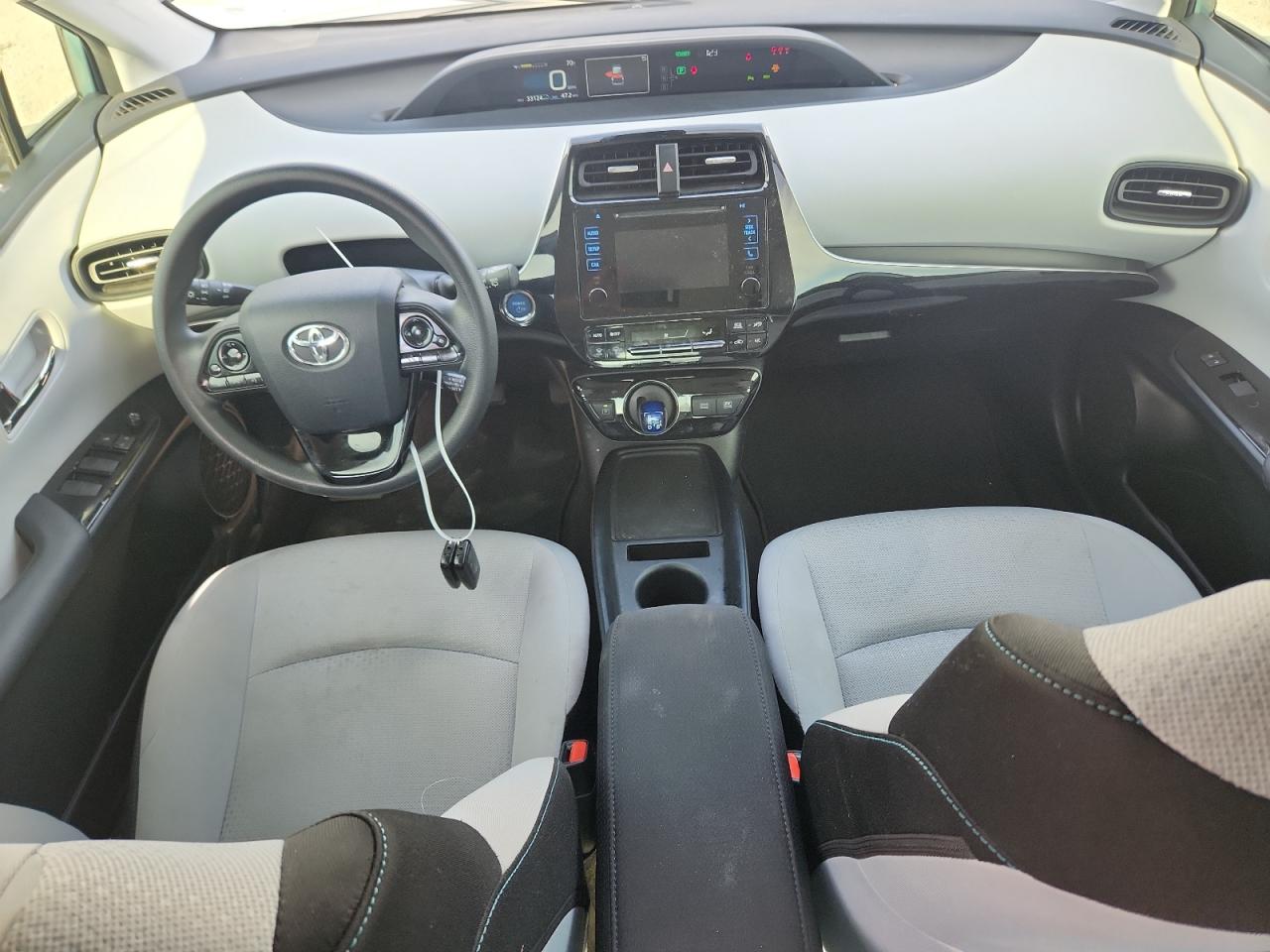 Toyota Prius Image 6
