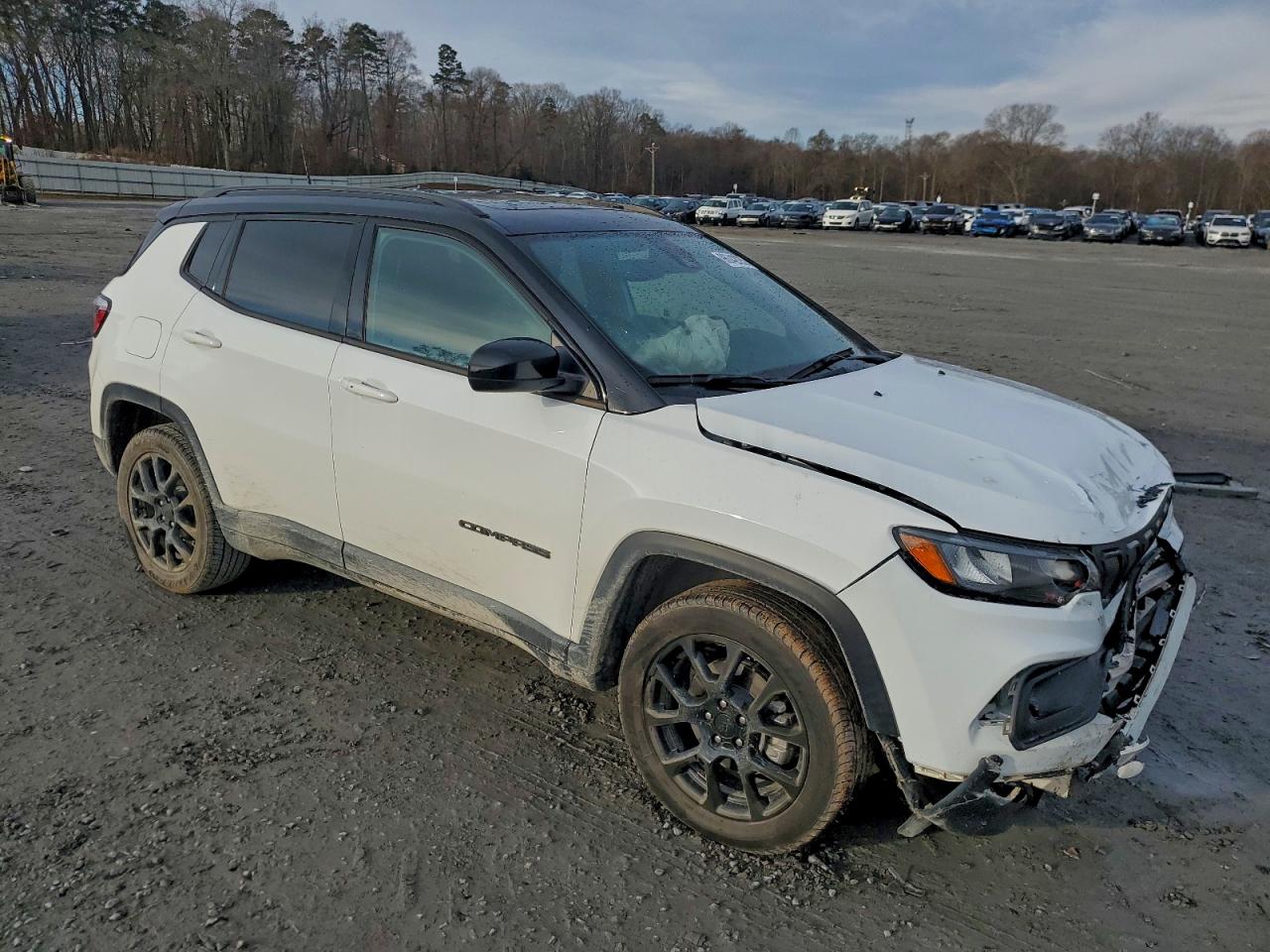 Jeep Compass Latitude Image 6