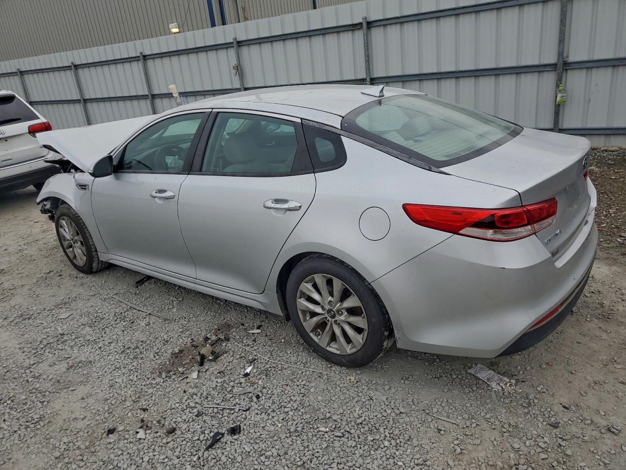 Kia Optima Lx Image 4