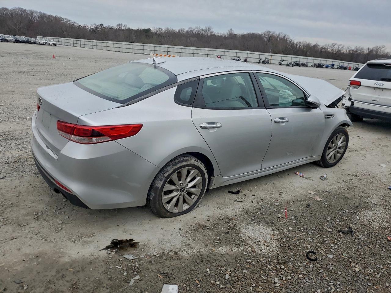 Kia Optima Lx Image 5