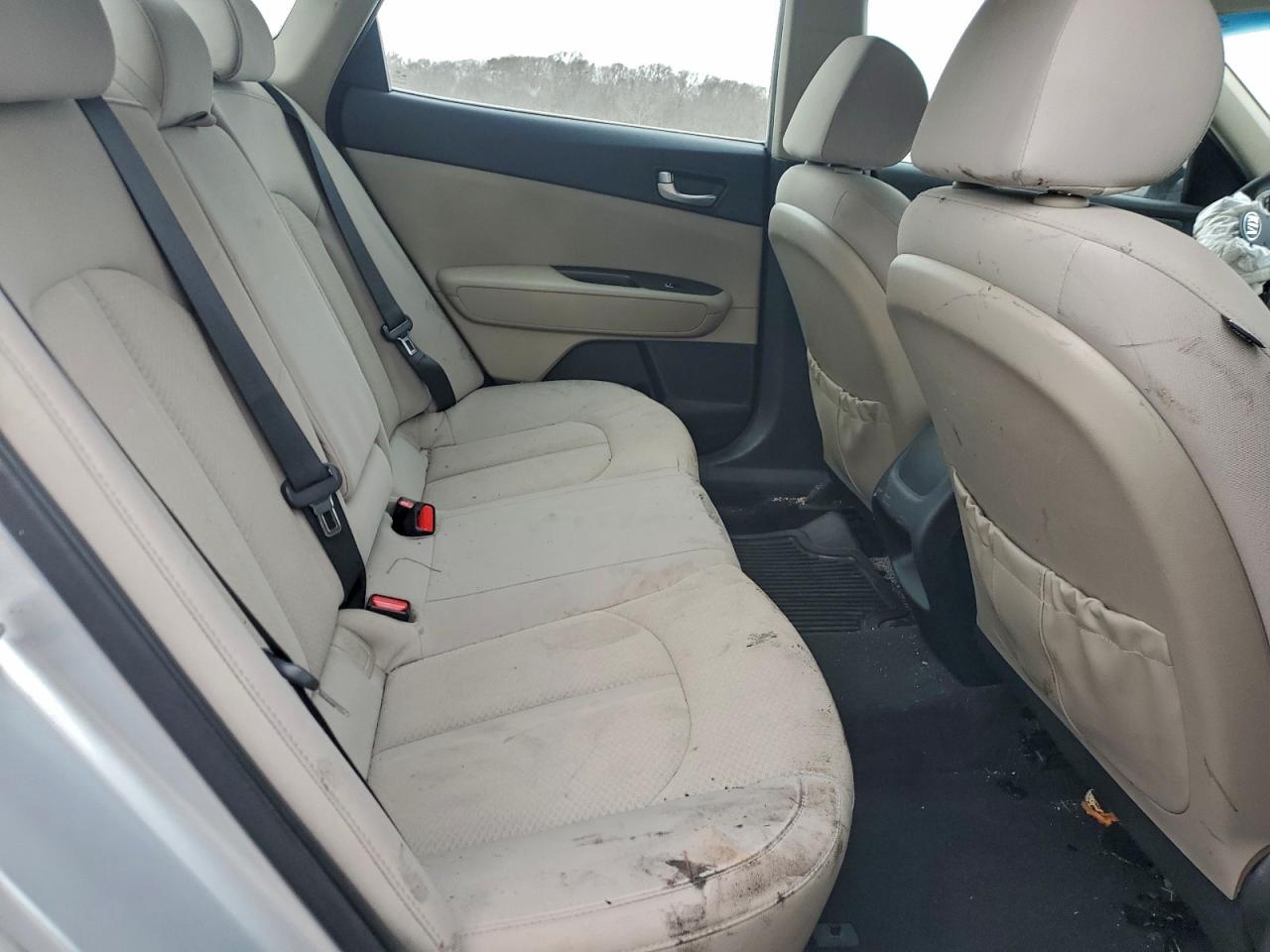 Kia Optima Lx Image 12