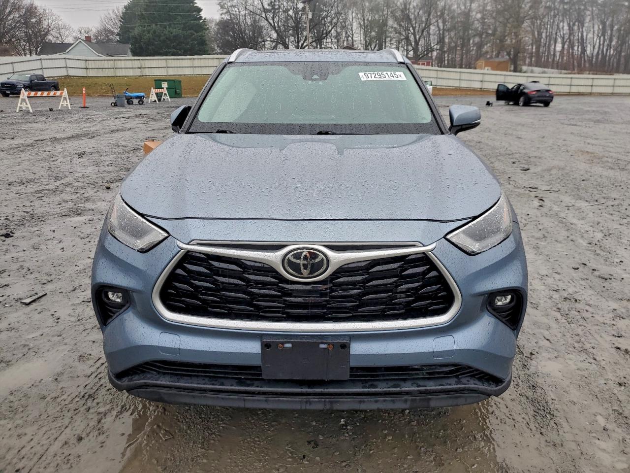 Toyota Highlander Xle Image 4