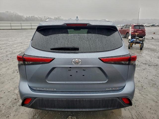 Toyota Highlander Xle Image 3