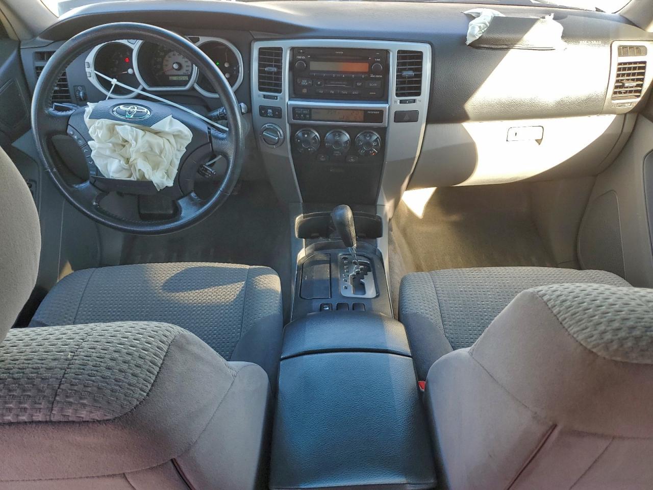 Toyota 4Runner Sr5 Image 12