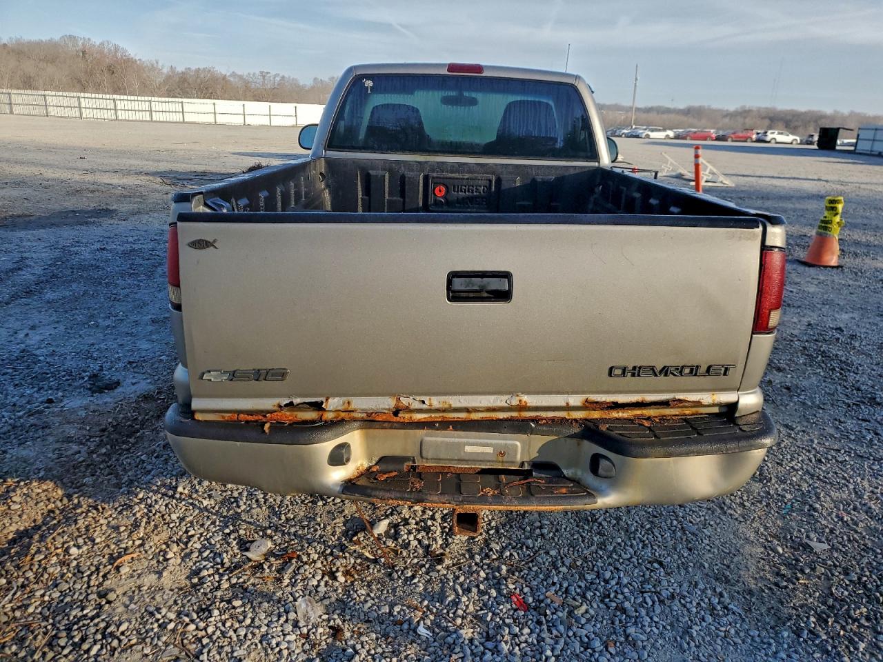 Chevrolet S-10 S10 Image 12