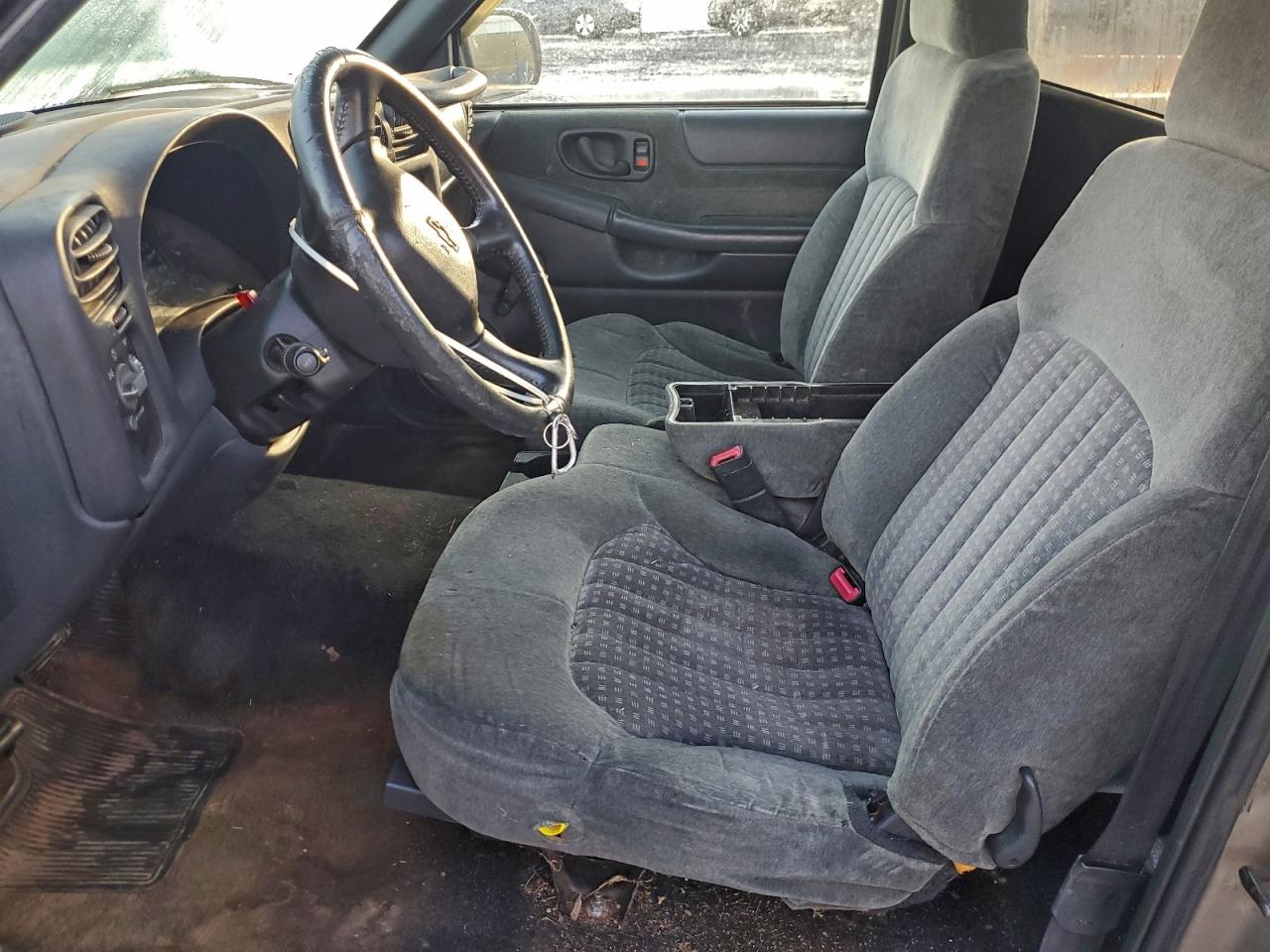 Chevrolet S-10 S10 Image 6