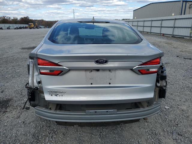 Ford Fusion S Image 9