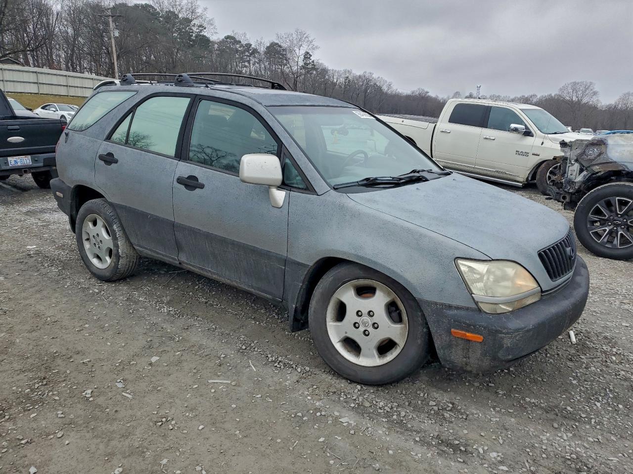Lexus RX 300 Image 2