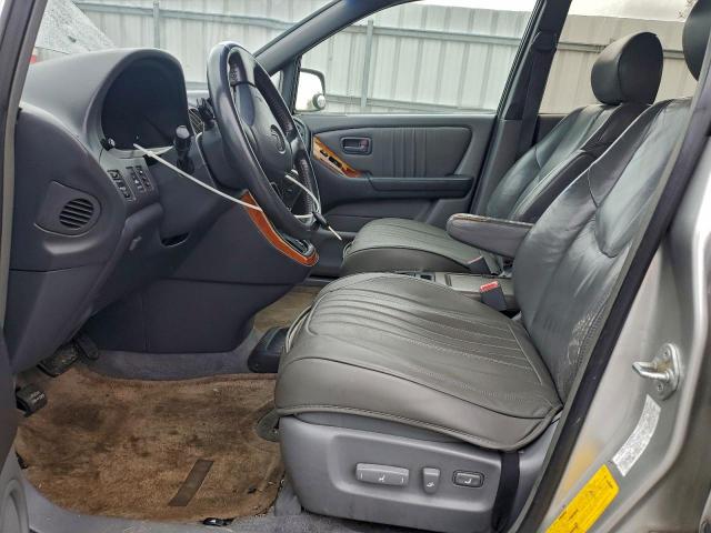 Lexus RX 300 Image 4