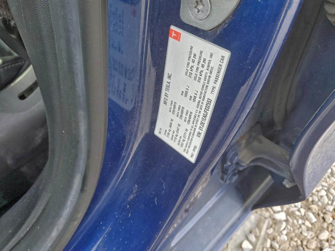 Tesla Model 3 Image 6