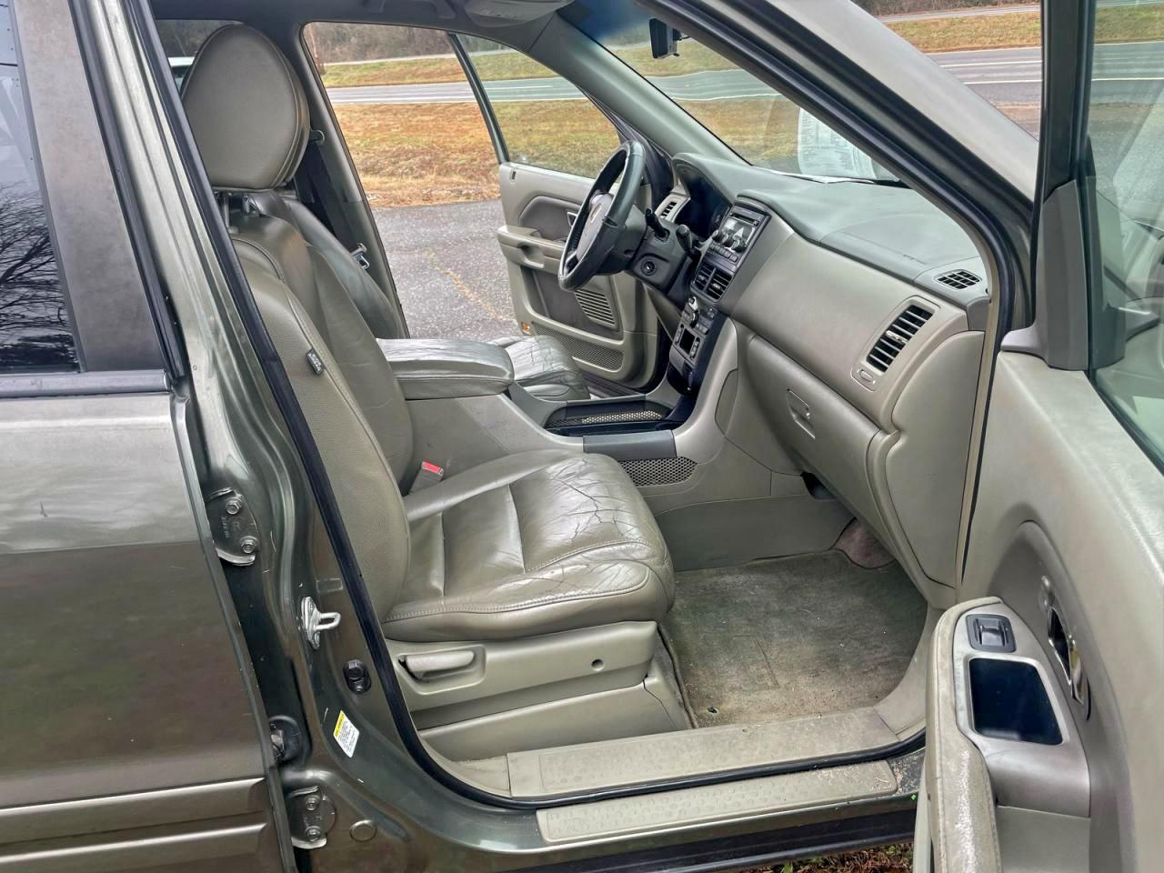 Honda Pilot Ex Image 2