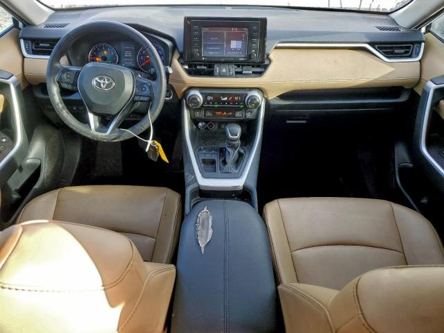 Toyota RAV4 Xle Premium Image 5